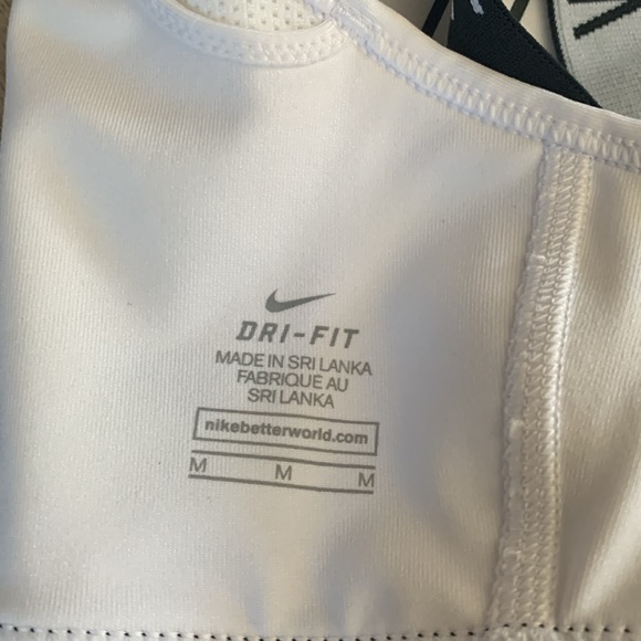 White Racerback Sports Bra Nike Size Medium - Picture 6 of 6
